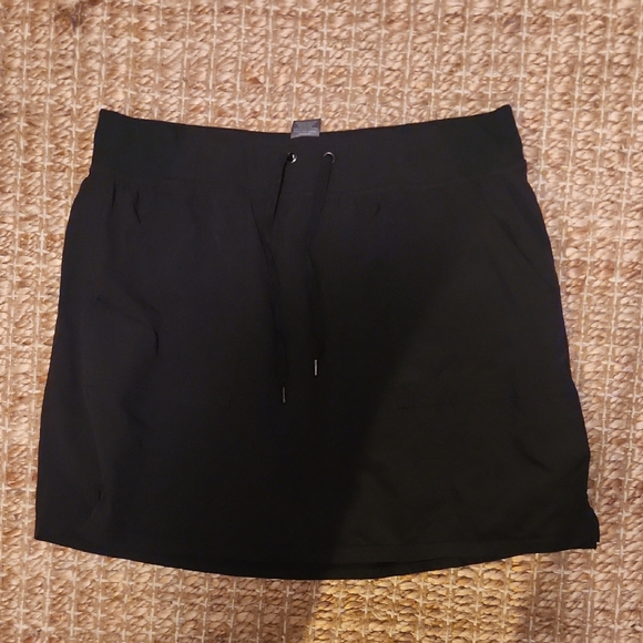 Chic Black Skirt with Drawstring - Picture 1 of 6